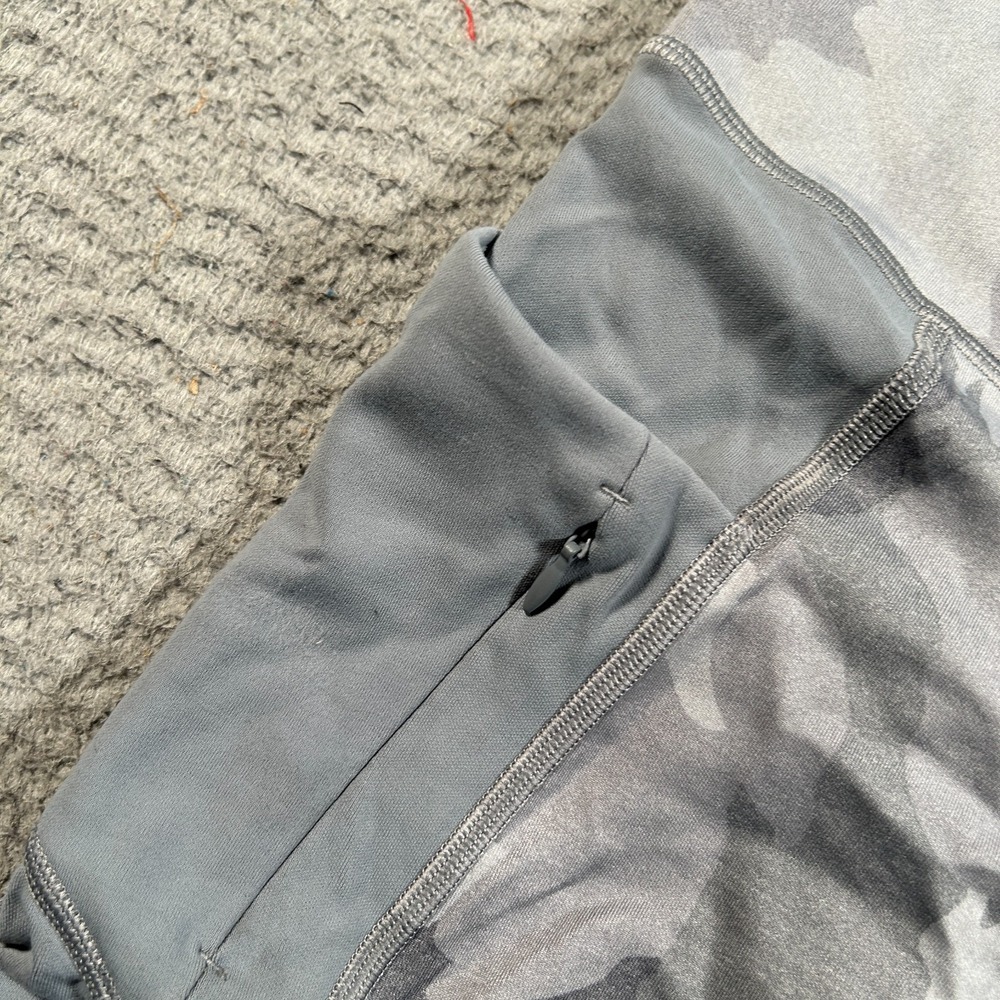 Athleta All In Camo 7/8 Tights Womens S Gray Nylon Stretch Pull On Active‎ Yoga - Picture 7 of 12
